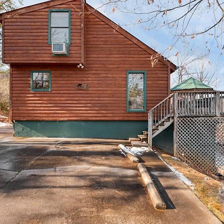Fontana By Avantstay Gorgeous Mountain Cabin W Views Hot Tub Game Room Gatlinburg Bagian luar foto