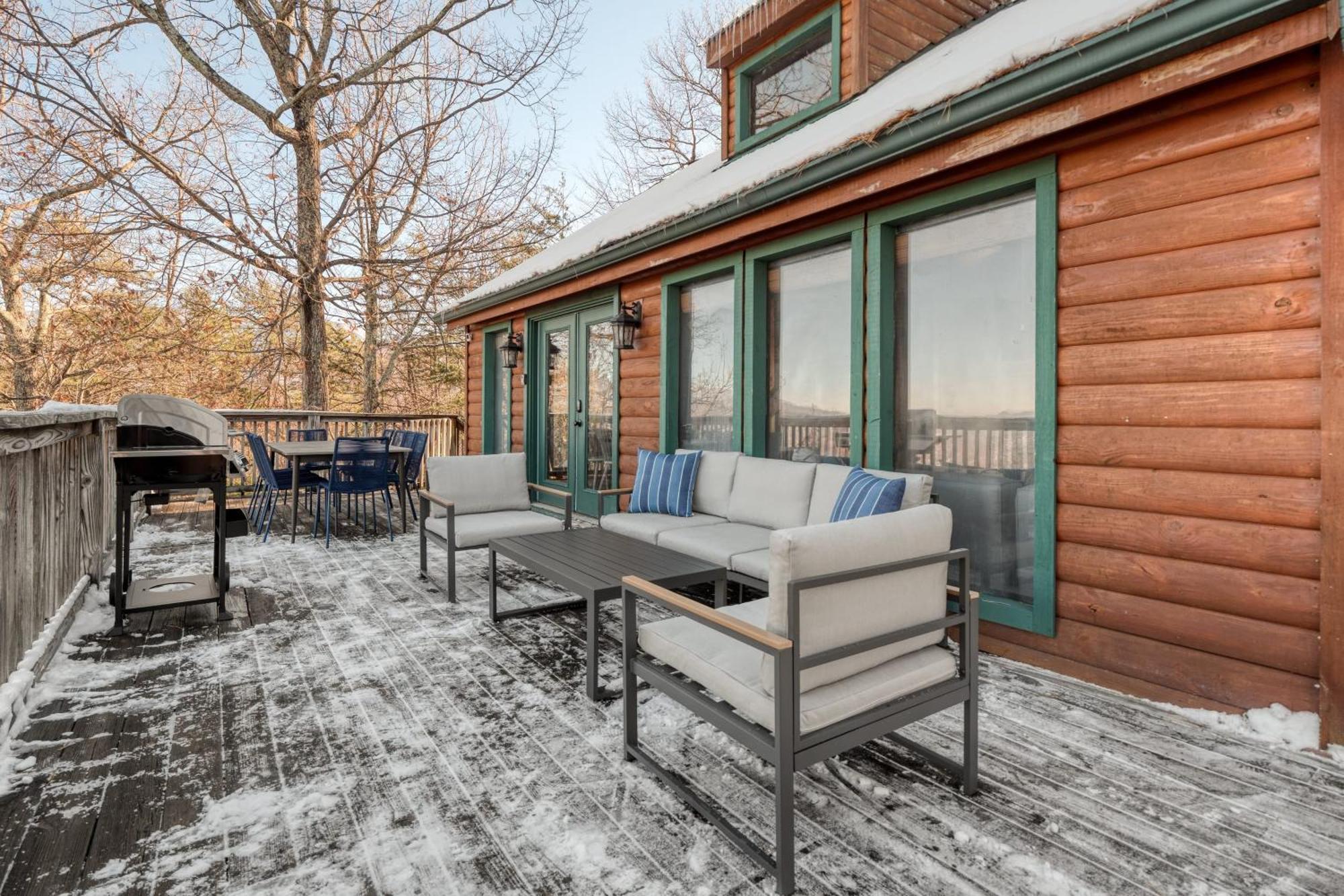 Fontana By Avantstay Gorgeous Mountain Cabin W Views Hot Tub Game Room Gatlinburg Bagian luar foto